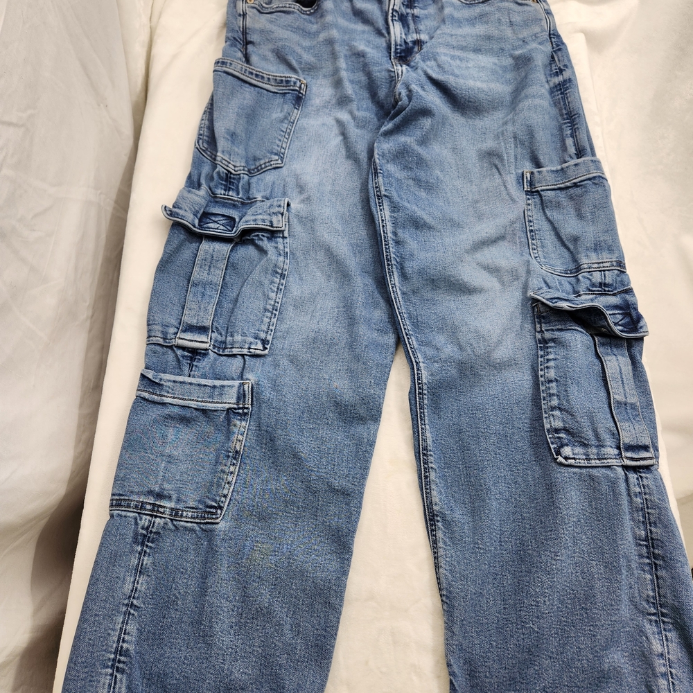 American Eagle Super High Rise Baggy Wide Leg Cargo Jeans Women's Size 12